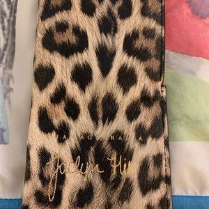 NEW QUAY JACLYN HILL CHEETAH SUNGLASSES CASE